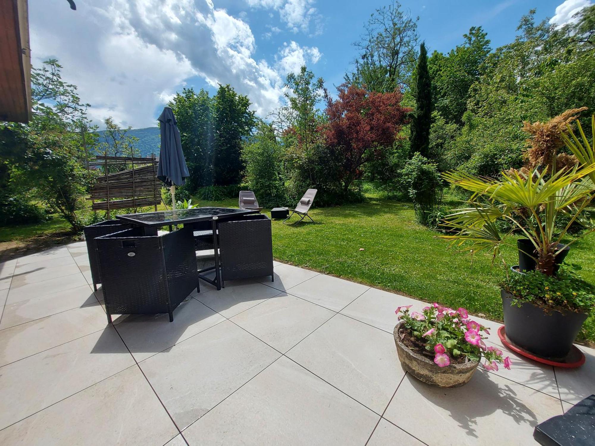 Rare, Cosy Studio Terrasse Au Coeur De St-Jorioz Сен-Жорйо Екстер'єр фото